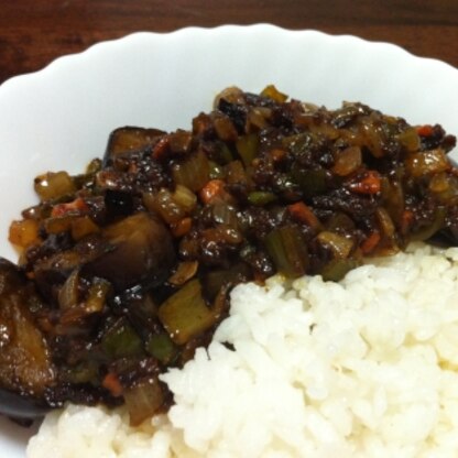 本格的なドライカレーが出来た気分です。これは美味い。久し振りにバクバク食べました。